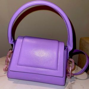 Cute That Girl Bag !